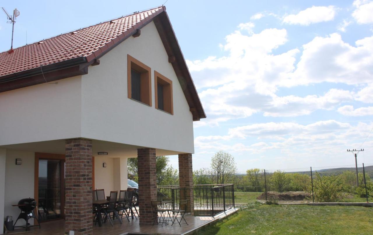 U Floderu Guest House Bavory Luaran gambar